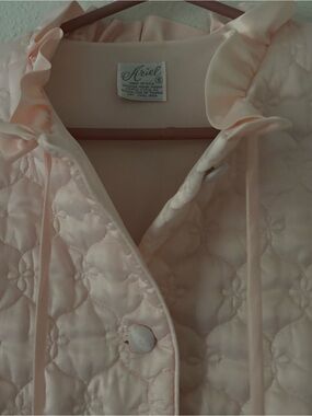 NWT Vintage Nite Jacket-lightweight quilted fabric, Sz S, machine washable.